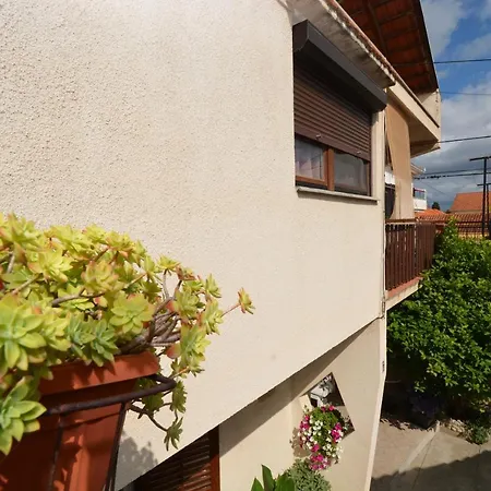 Apartments Frutula