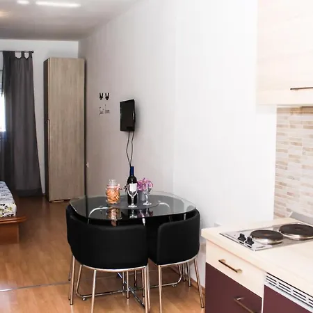 Apartments Frutula Zadar